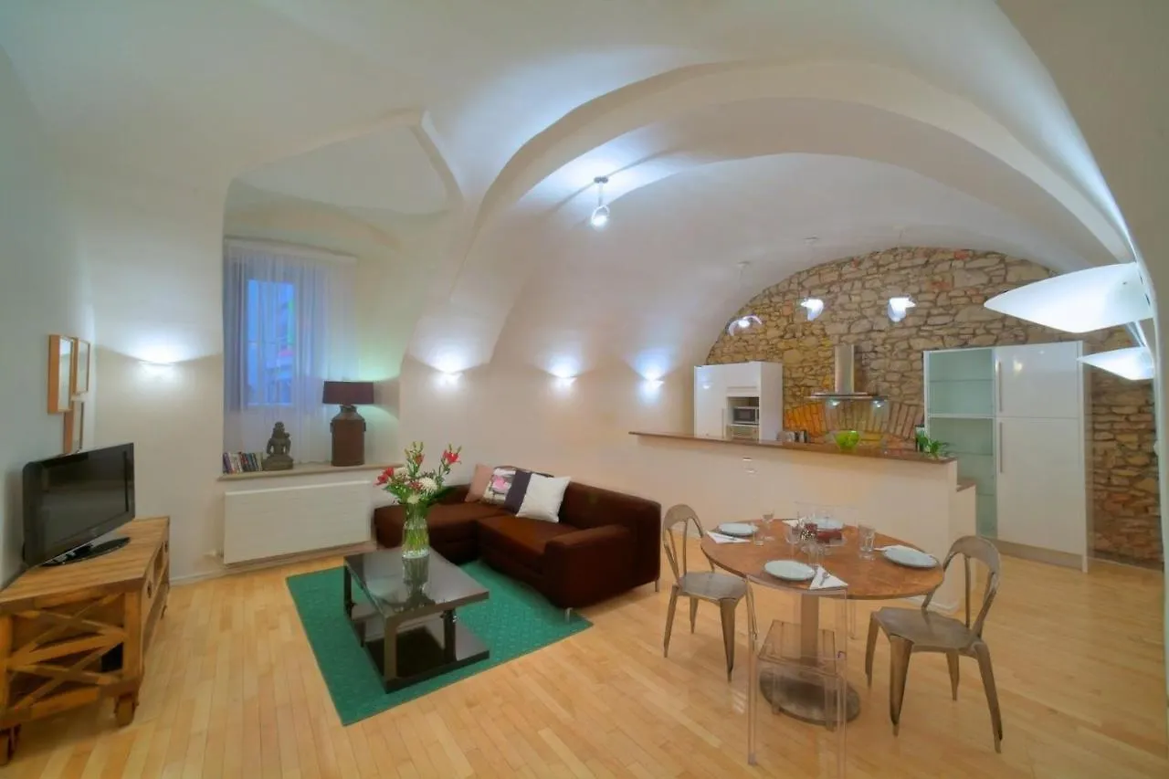 U Kapra Apartments Praha