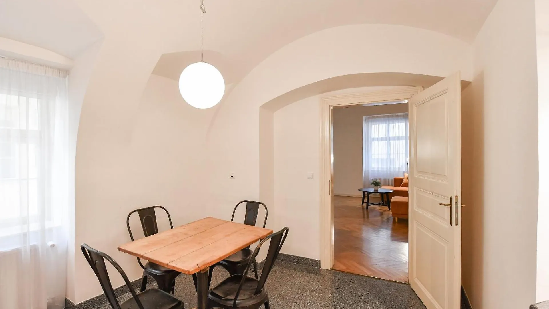 U Kapra Apartments location